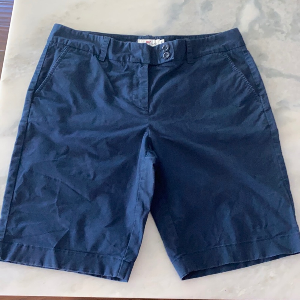 Vineyard Vines Bermuda shorts